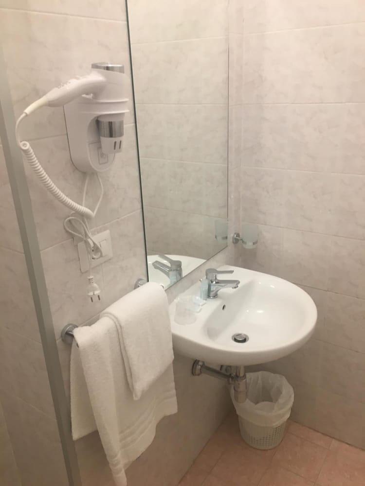 Hotel Costa Verde カスティリョンチェッロ エクステリア 写真